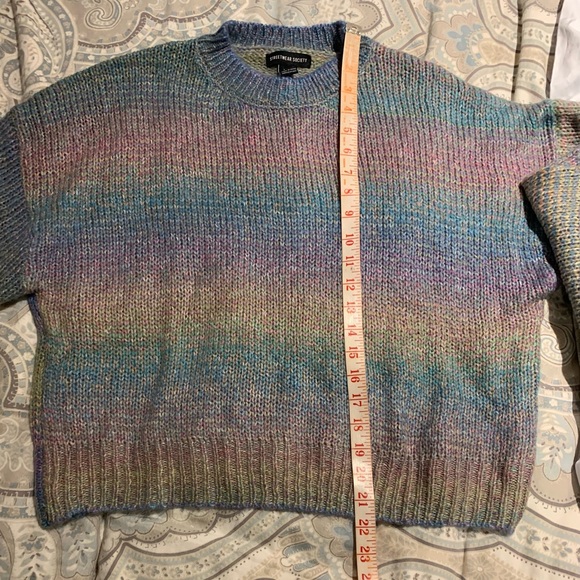 Boxy cropped colourful sweater by Streetwear Society - Picture 3 of 5